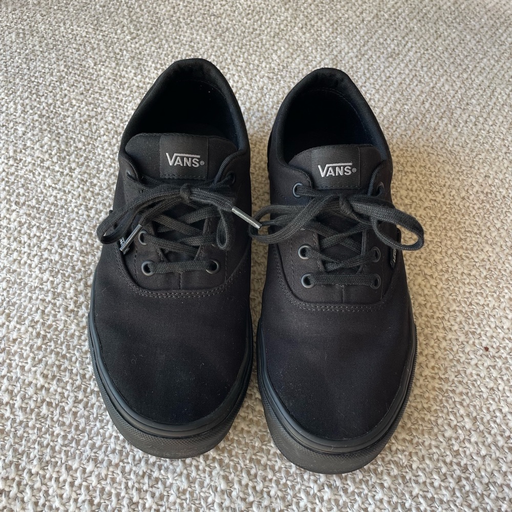 Black Authentic Vans size 11 women’s/ 9.5 men’s